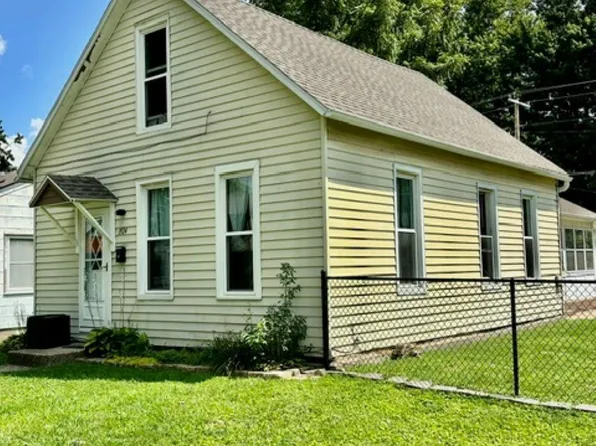 1924 S 10th St, Burlington, IA 52601