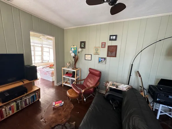 912 SW 7th Ave, Gainesville, FL