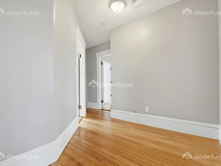 121 Delmont Ave — Photo 29