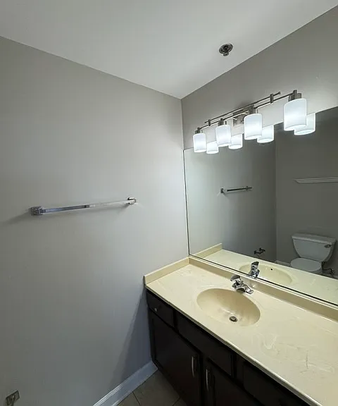 1529 S State St #15H — Photo 7