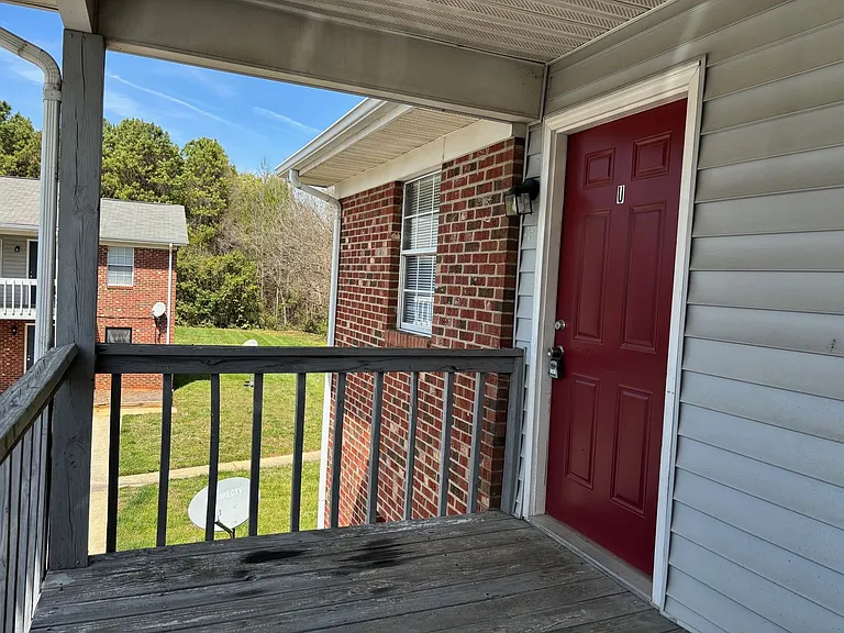 235 E Dameron Ave #X — Photo 14