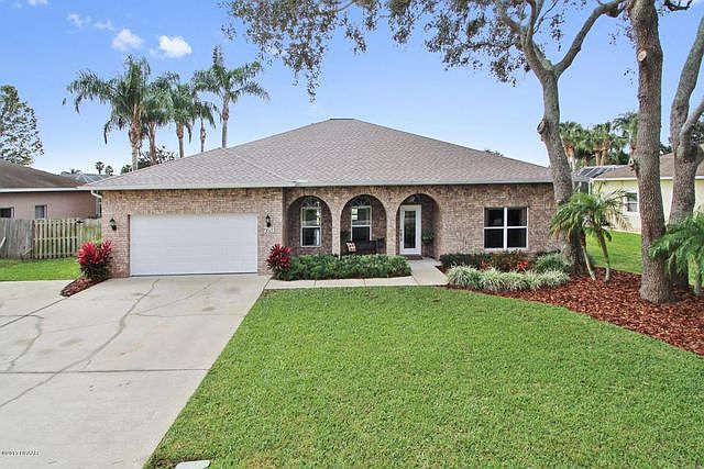 1st image of 781 Foxhound Dr