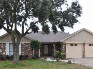 1502 N Park Side Dr, Deer Park, TX 77536