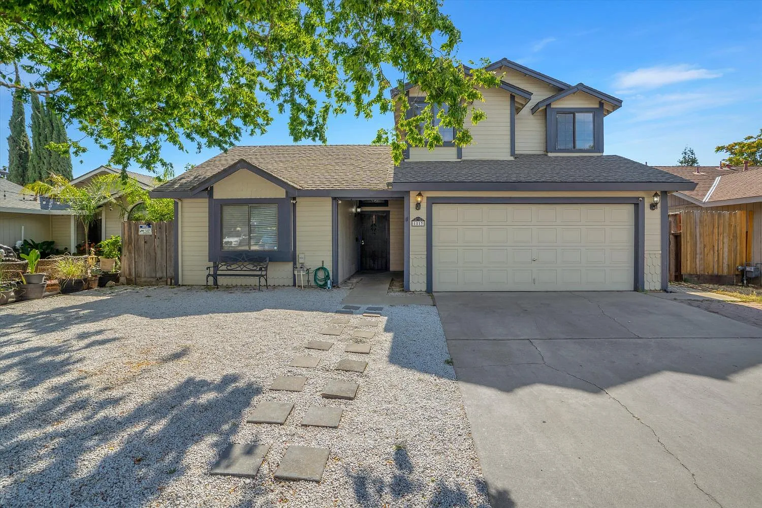 1813 Walpole Dr photo 1
