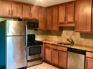 159 Lexington St #33, Auburndale, MA 02466