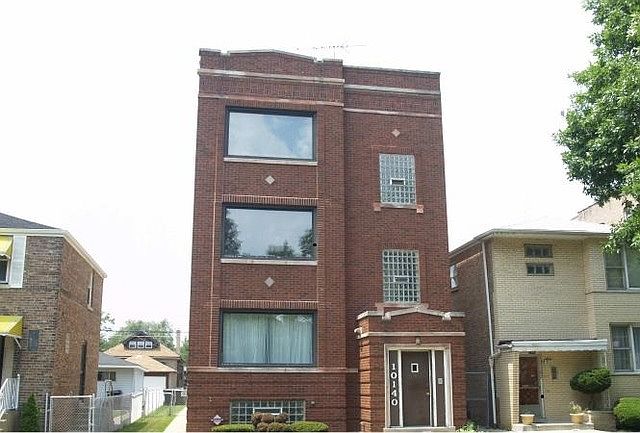 1st image of 10140 S King Dr #3