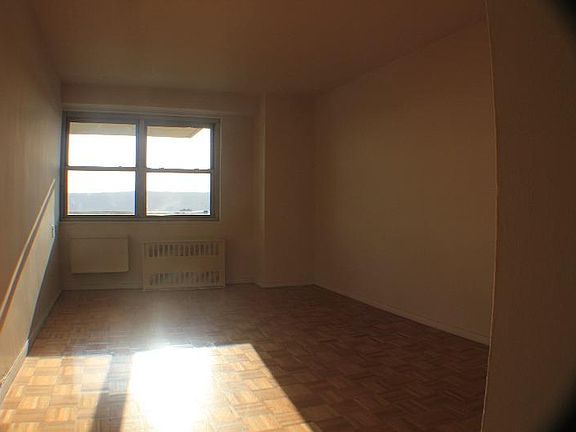 5th image of 100 Riverdale Ave APT 16F