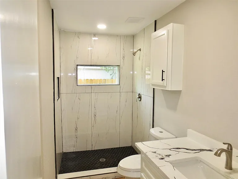 2722 Parker Rd #B — Photo 6