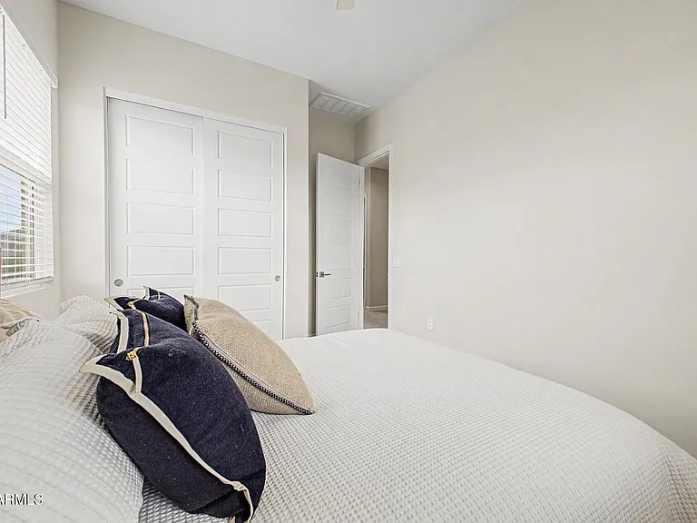 5038 E Anderson Dr — Photo 23