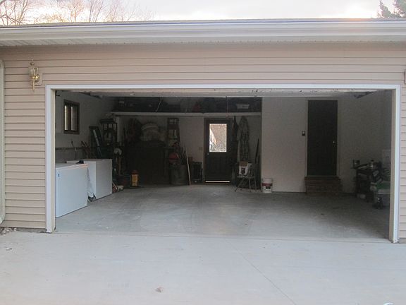 2 Car Garage