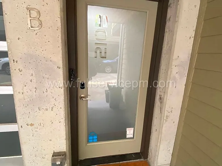 210 Boston St #B — Photo 36