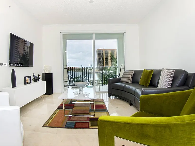 17150 N Bay Rd #2408 — Photo 3