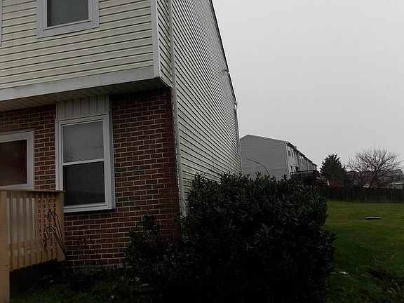 5th image of 840 Sleepy Hollow Ct
