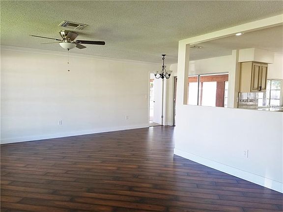 4th image of 13008 Sirius Ln