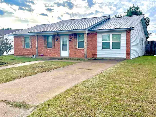 604 Briarwood Ln, Frederick, OK 73542