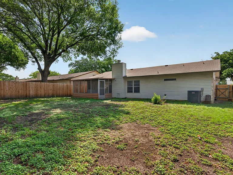 4659 Wetz Dr — Photo 29