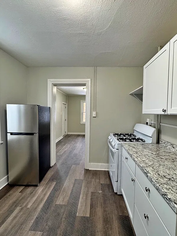1 bed, $1,200 — Photo 3