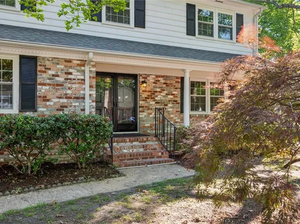 32 Hatteras Lndg, Hampton, VA 23669