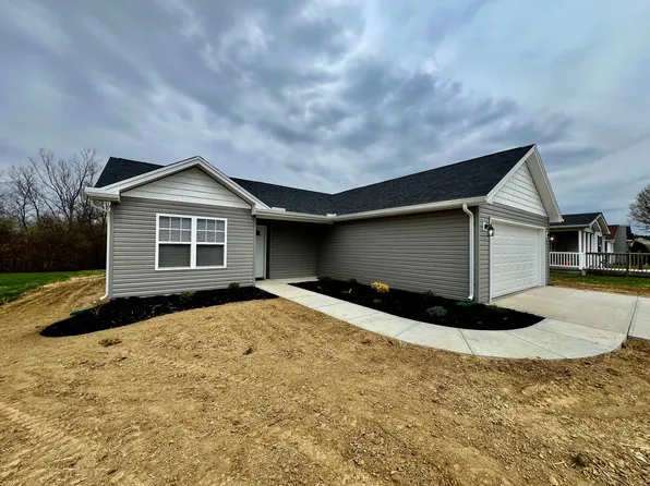 241 Southwind Blvd, Wilmington, OH 45177