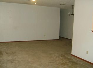 115 Monticello Rd, Norman, OK 73072