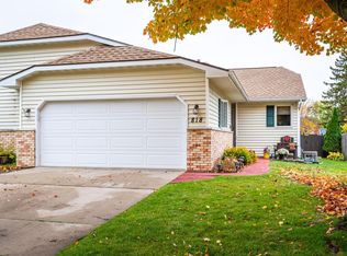 818 Westwood Dr, Onalaska, WI 54650