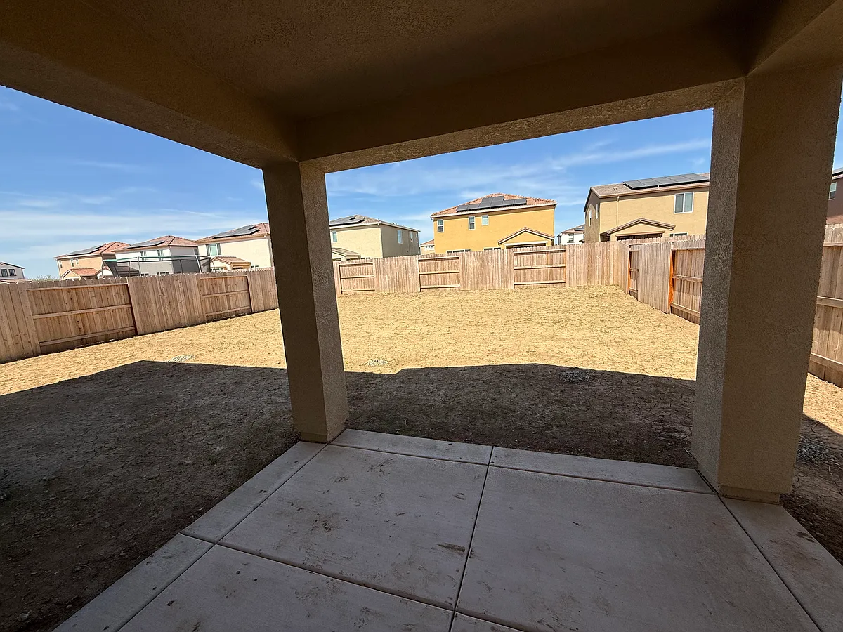 Building Photo - 1059 Silverstone Way