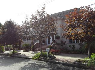 18 Vogel Pl, Staten Island, NY 10309