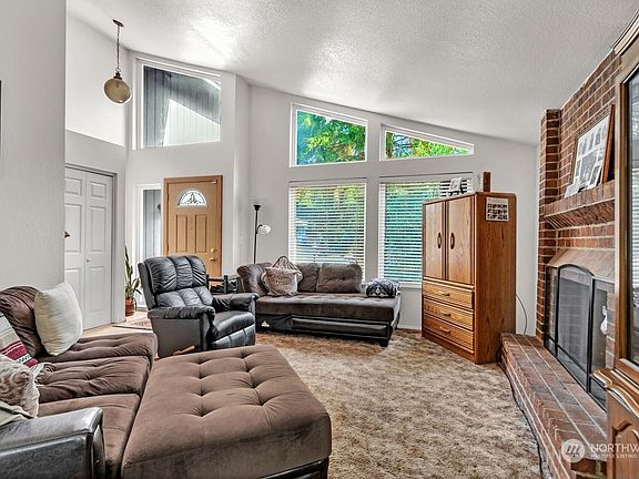 3rd image of 10320 150th Street Ct E