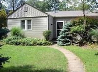 402 Holton Rd, La Porte, IN 46350