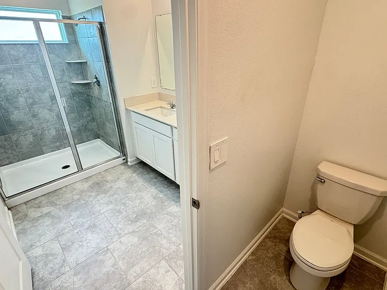 3141 Laurent Loop — Photo 22