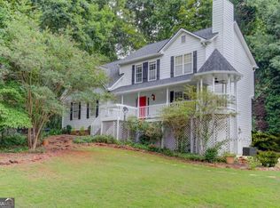 995 Thornwood Ln, Dacula, GA 30019