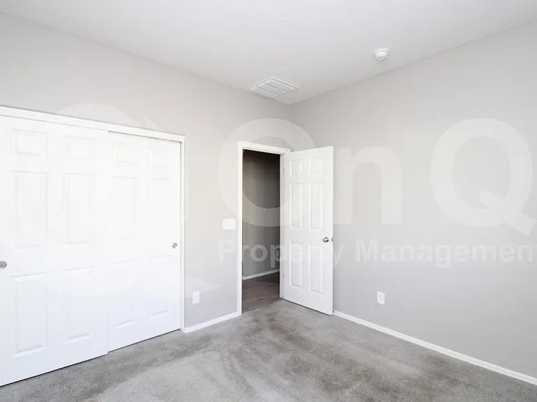 3208 N Pleasant View Ln — Photo 11