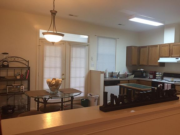 2nd image of 604 Windbrook Cir