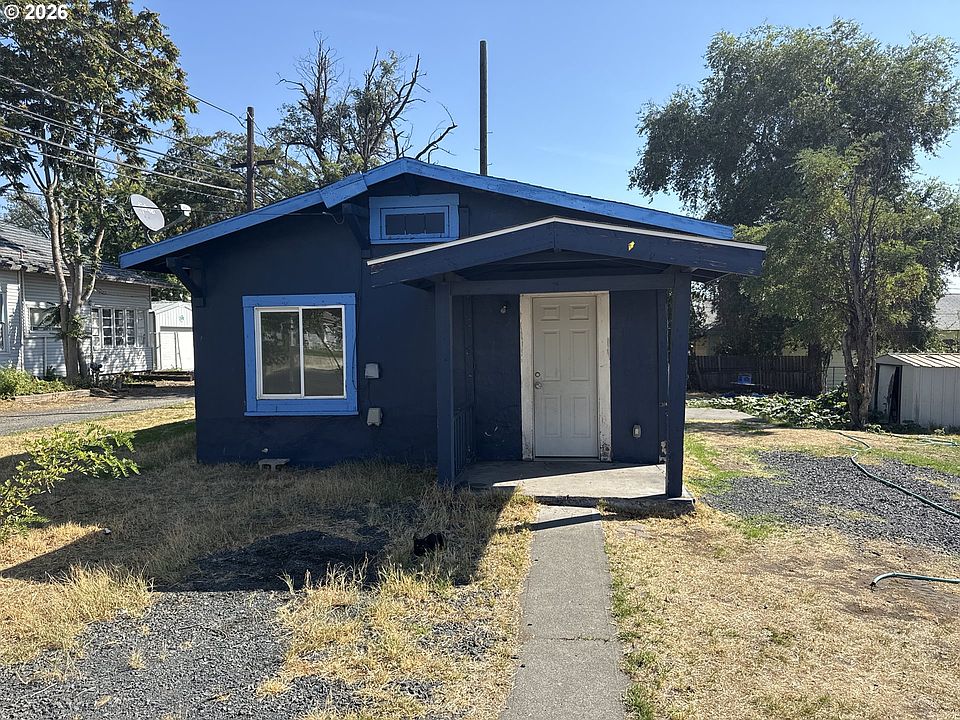 1st image of 220 NE 3rd St
