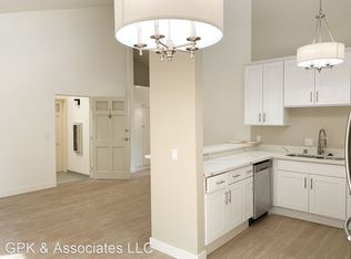 11952 Kiowa Ave APT 7, Los Angeles, CA 90049