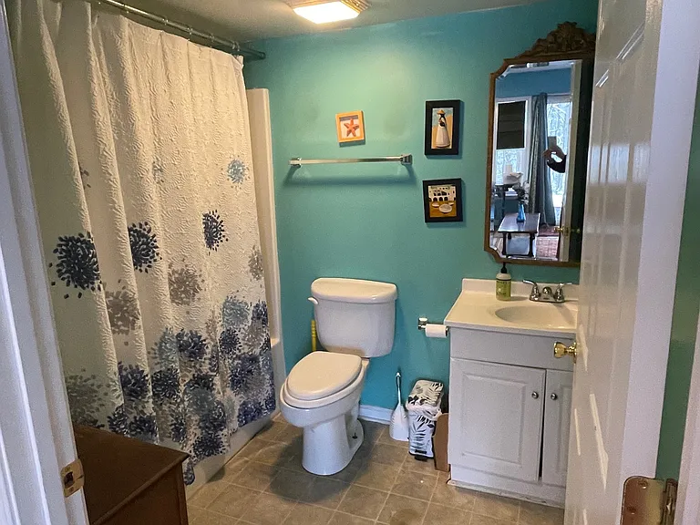 108 Melbourne Park Cir — Photo 6