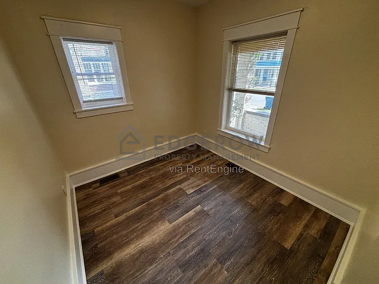 1063 Quarry Ave NW #1 — Photo 5