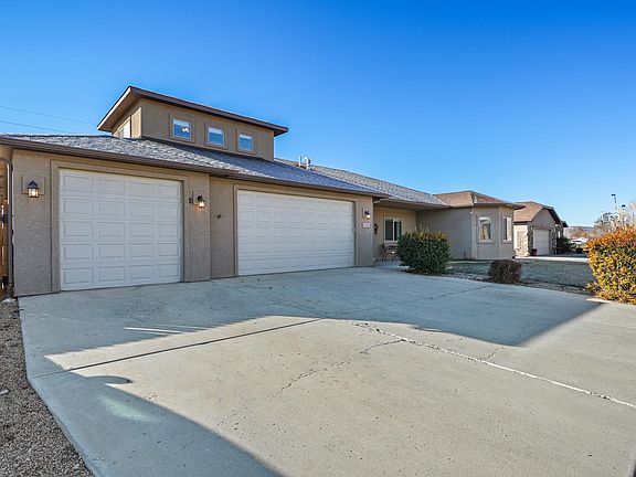 4th image of 1152 Cherrywood Ave