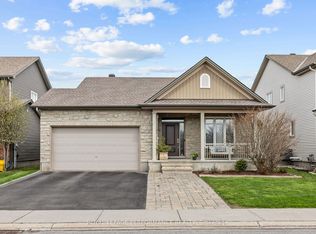 15 York Cross, Russell, ON K4R 0C4