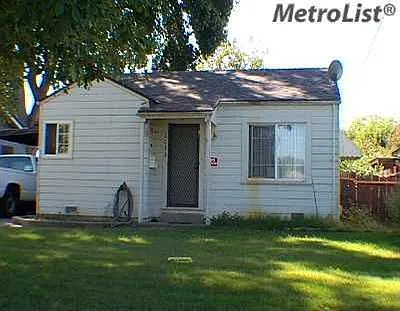 2013 Proctor Ave photo 1