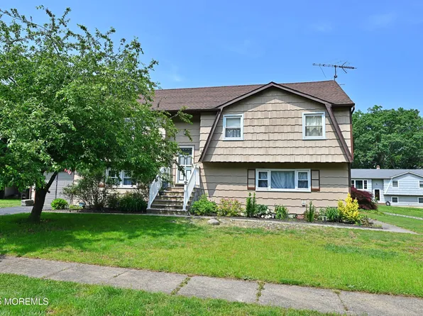8 Michelle Avenue, Old Bridge, NJ 08857