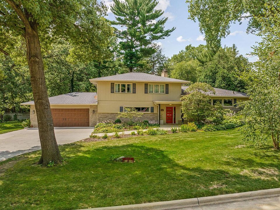 1st image of 2609 Tilton Dr