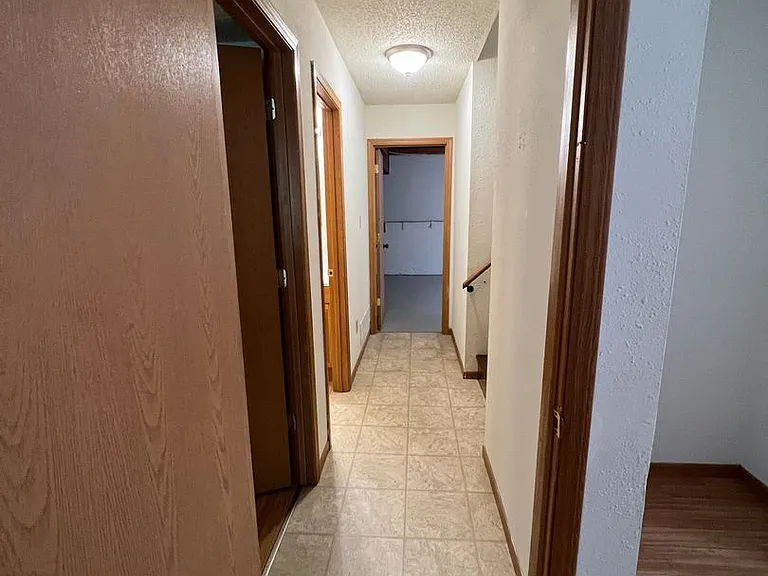615 Portsmouth Dr — Photo 18