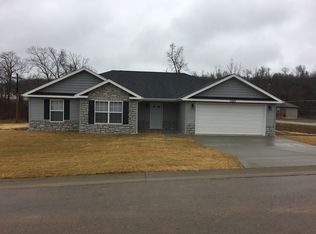 226 Ridgeview Dr, Saint Robert, MO 65584