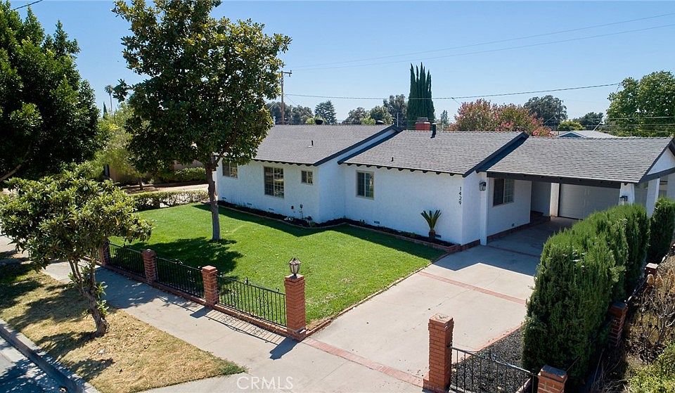 1st image of 1429 N Heathdale Ave