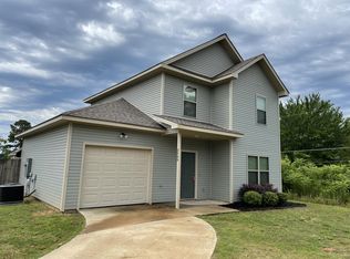 3566 Terrace Hill Ct, Benton, AR 72019