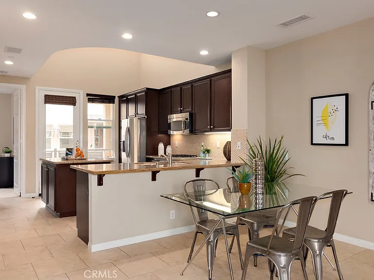 39 Brownstone Way — Photo 10
