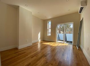 64-34 68th Ave #1R, Ridgewood, NY 11385