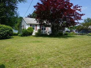 79 Loomis Ave, Plainville, CT 06062