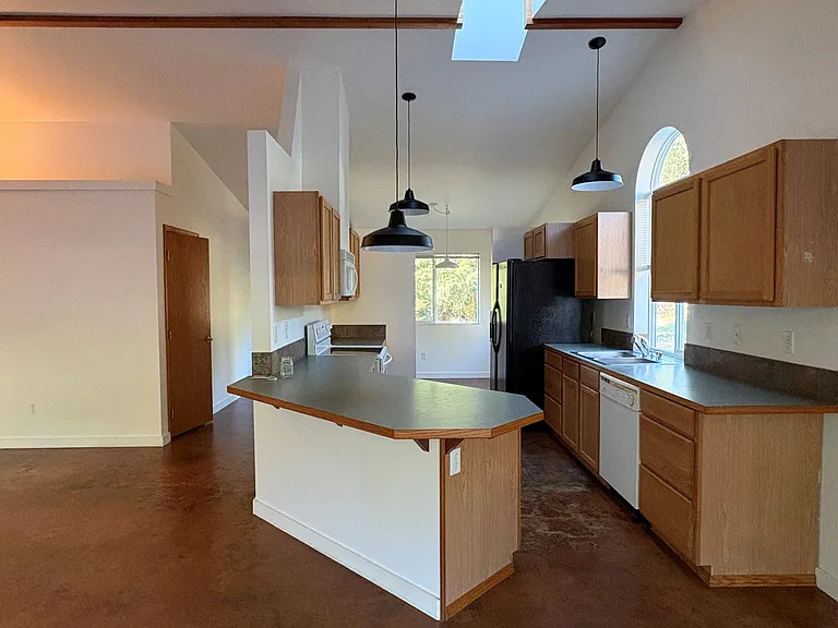 658 Fox Dr — Photo 11